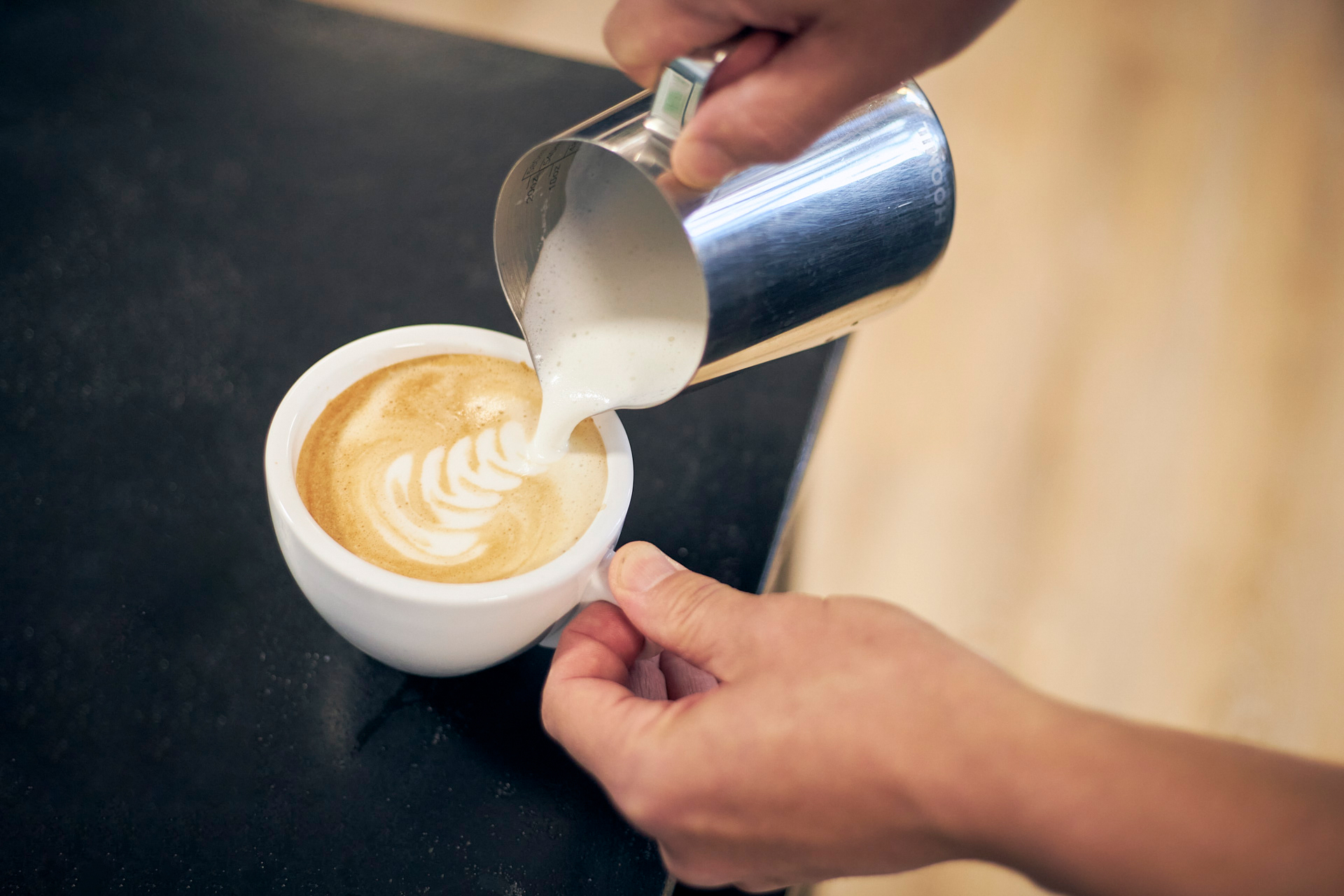 Unsere Community Barista zaubern Euren Lieblingskaffee.